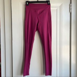 Like New Cranberry Girlfriend Collective Leggings - Size Small